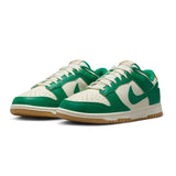 Nike Dunk Low - Malachite University Gold