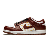 Nike SB Dunk Low - Supreme Stars Barkroot Brown (2021)