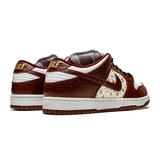 Nike SB Dunk Low - Supreme Stars Barkroot Brown (2021)